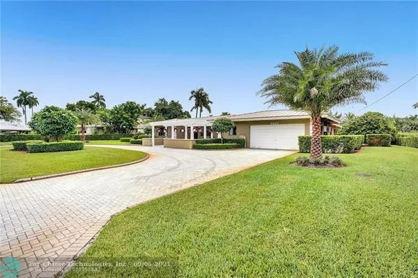 Plantation, FL 33317,6820 E Tropical Way