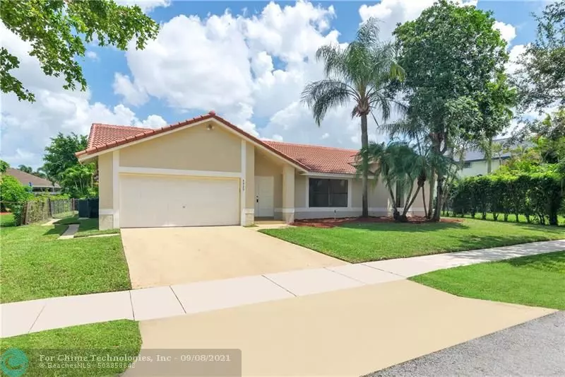 4920 NW 48th Ave, Coconut Creek, FL 33073