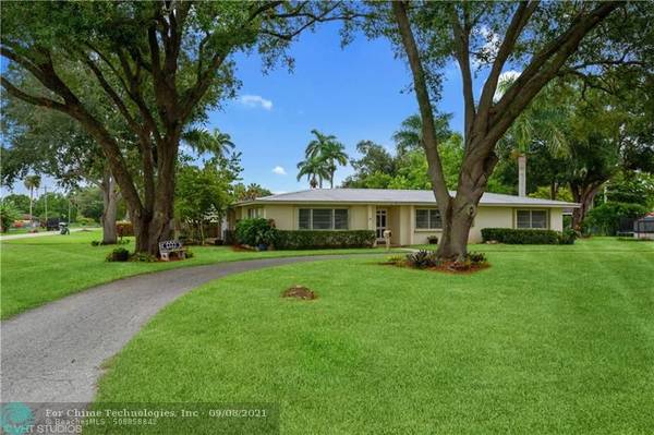 119 W Esperanza Ave, Other City - In The State Of Florida, FL 33440