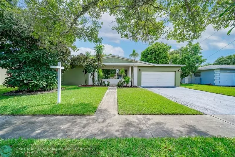 5340 SW 5th St, Plantation, FL 33317