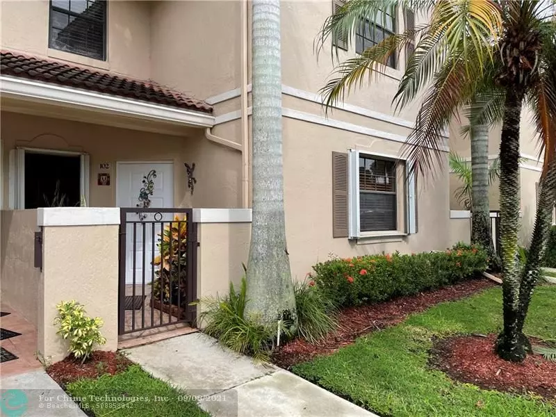 401 SW 158th Ter  #102, Pembroke Pines, FL 33027