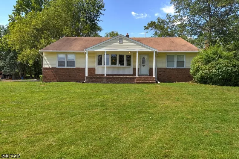 1 BISER RD, Delaware Twp., NJ 08822