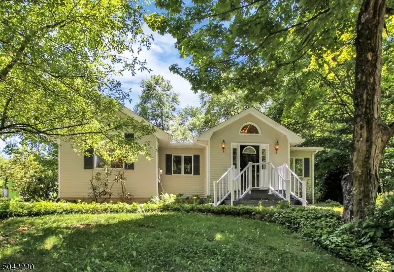 421 LITTLE BROOK RD, Lebanon Twp., NJ 08826