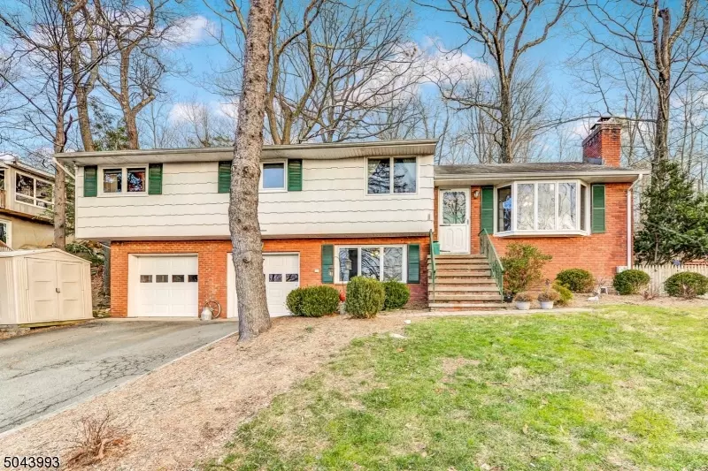 17 OVERLOOK TER, Ringwood Boro, NJ 07456