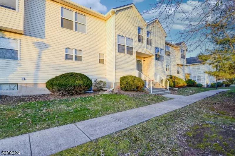 314 VENTNOR CT #314, Piscataway Twp., NJ 08854