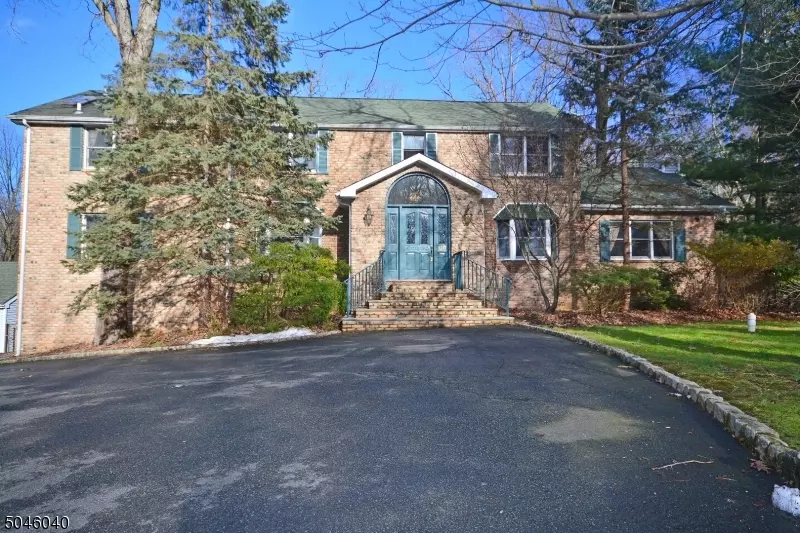 58 SEQUOIA DR, Watchung Boro, NJ 07069