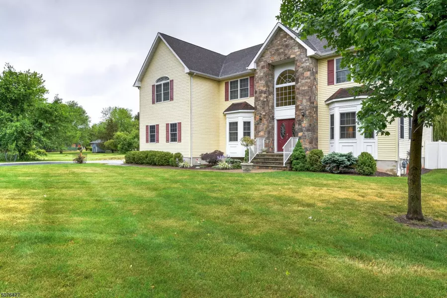 49 Morris Ln, Piscataway Twp., NJ 08854