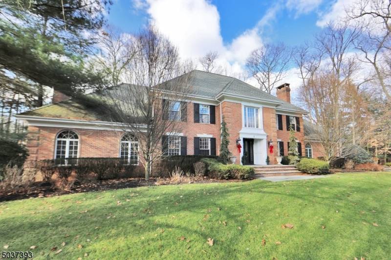 4 DEER TRL, Franklin Lakes Boro, NJ 07417