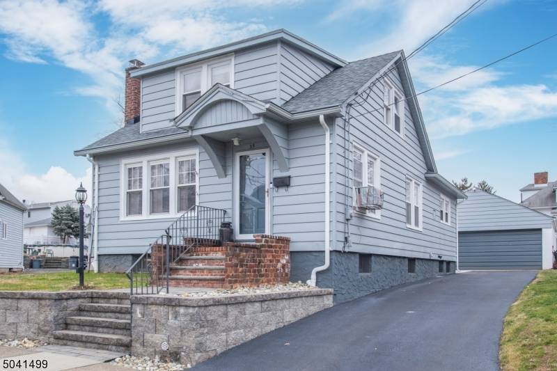 37 COOLIDGE PL, Hawthorne Boro, NJ 07506