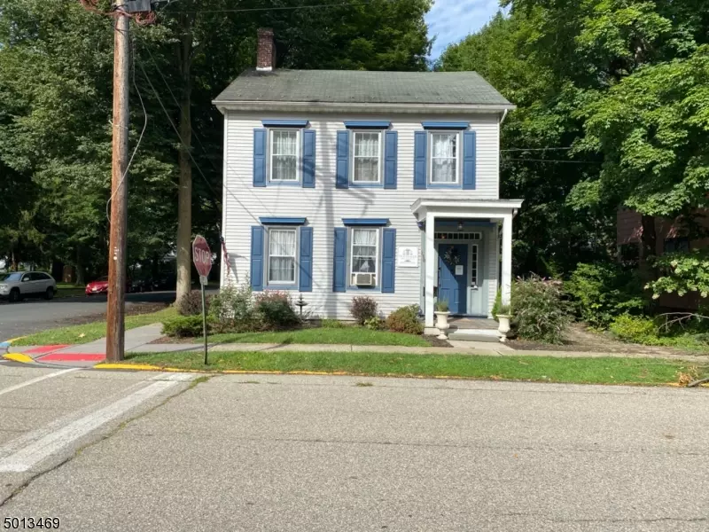 Belvidere Twp., NJ 07823,130 MANSFIELD ST