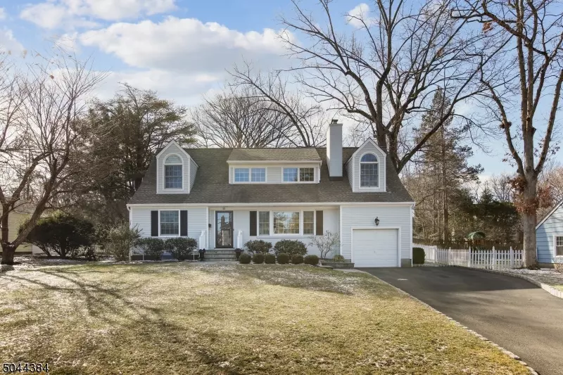 Chatham Boro, NJ 07928,33 Inwood Rd