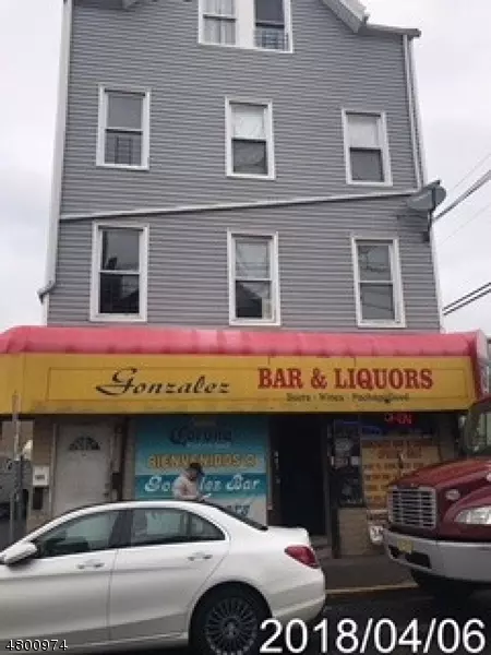 105 Park Ave, Paterson City, NJ 07501