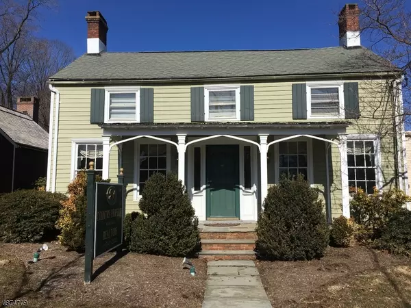 16 E MAIN ST, Mendham Boro, NJ 07945