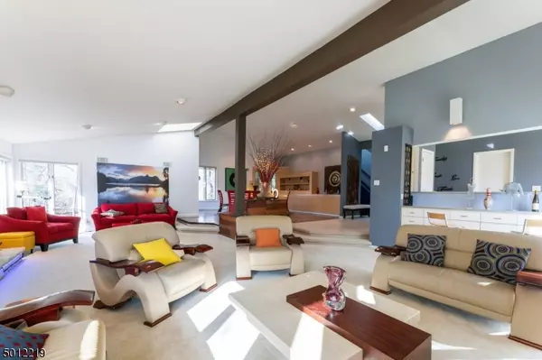 87 URBAN CLUB RD, Wayne Twp., NJ 07470