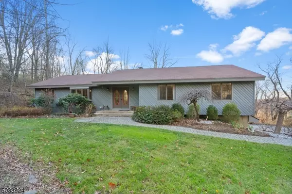 200 GROSS DRIVE, Bethlehem Twp., NJ 08826