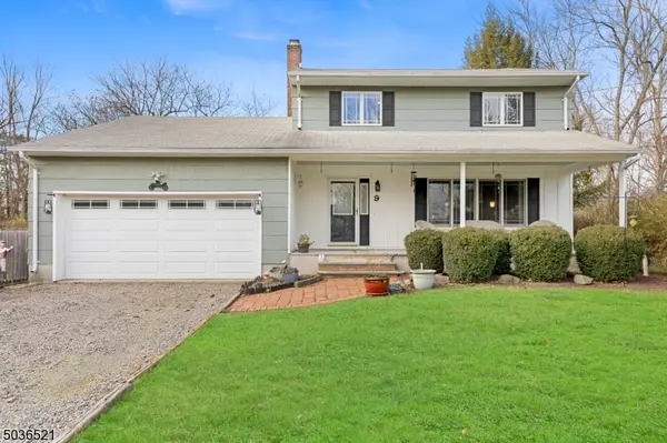 9 Tara Dr, Hillsborough Twp., NJ 08844