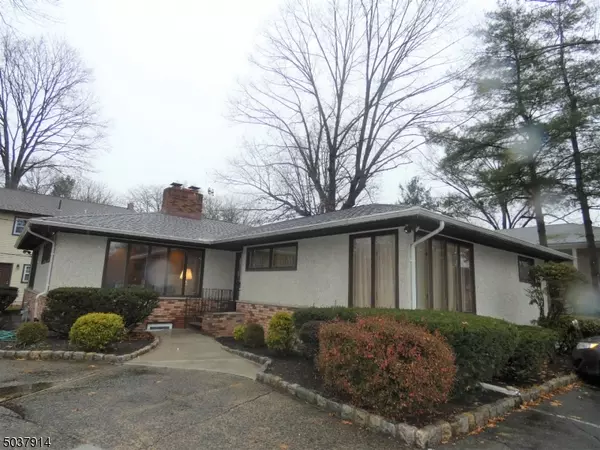 214 N MARTINE AVE, Fanwood Boro, NJ 07023