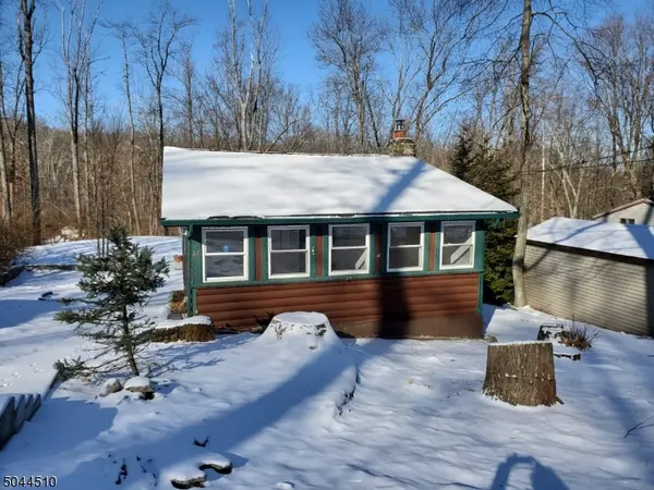 24 OAK LN, Vernon Twp., NJ 07461