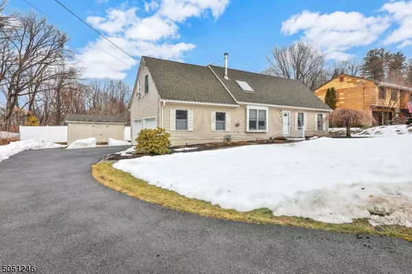 7 W Airmount Rd, Mahwah Twp., NJ 07430