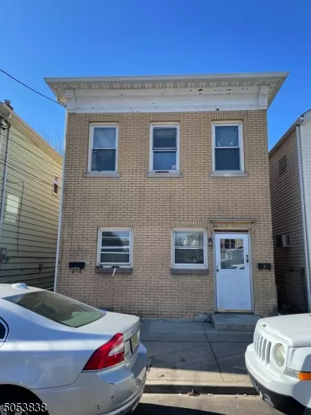 139 Frederick St, Garfield City, NJ 07026