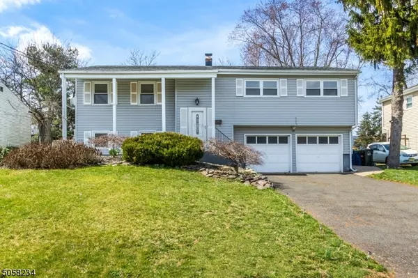 16 Drake Rd, Franklin Twp., NJ 08873