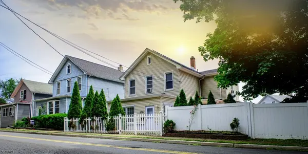 106 Mount Hope Ave, Dover Town, NJ 07801