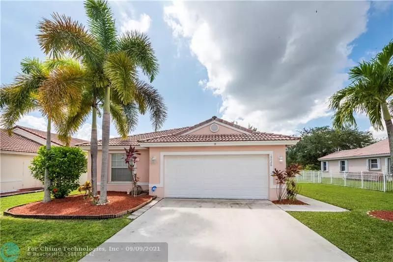 19426 SW 5th St, Pembroke Pines, FL 33029