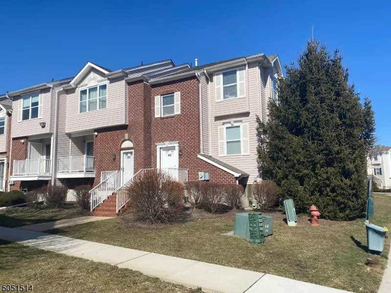 536 Great Beds Ct, Perth Amboy City, NJ 08861