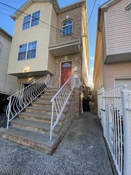 14 N END TER, Newark City, NJ 07104