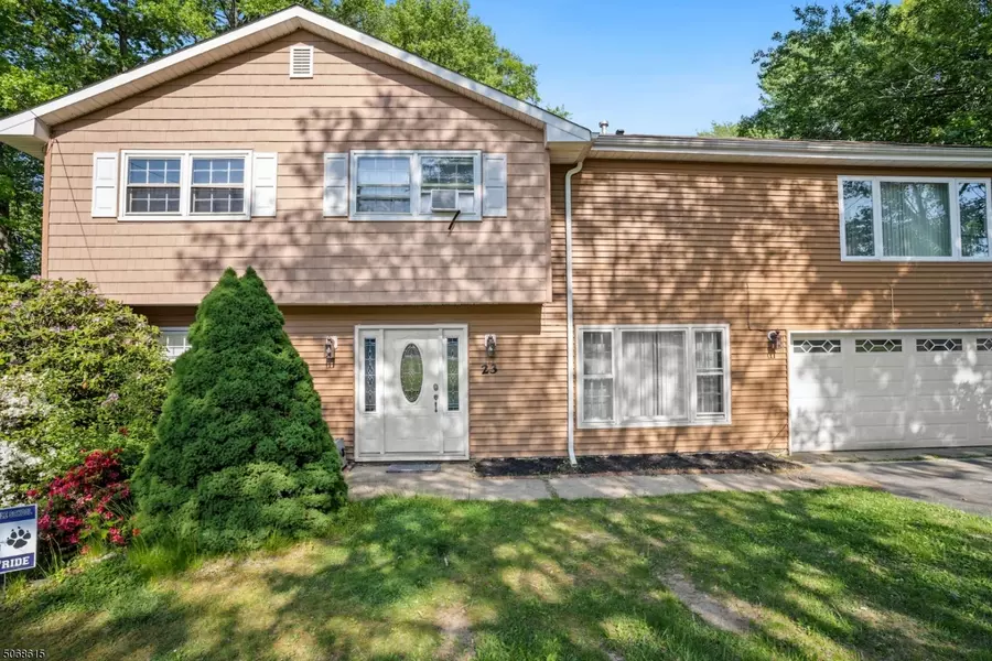 23 Morganville Rd, Old Bridge Twp., NJ 07747