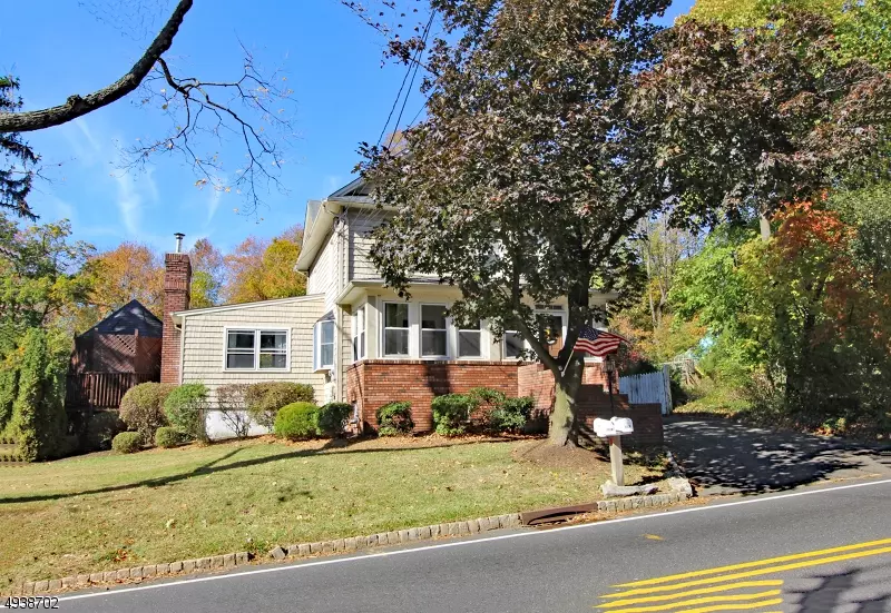 111 HILLCREST RD, Watchung Boro, NJ 07069