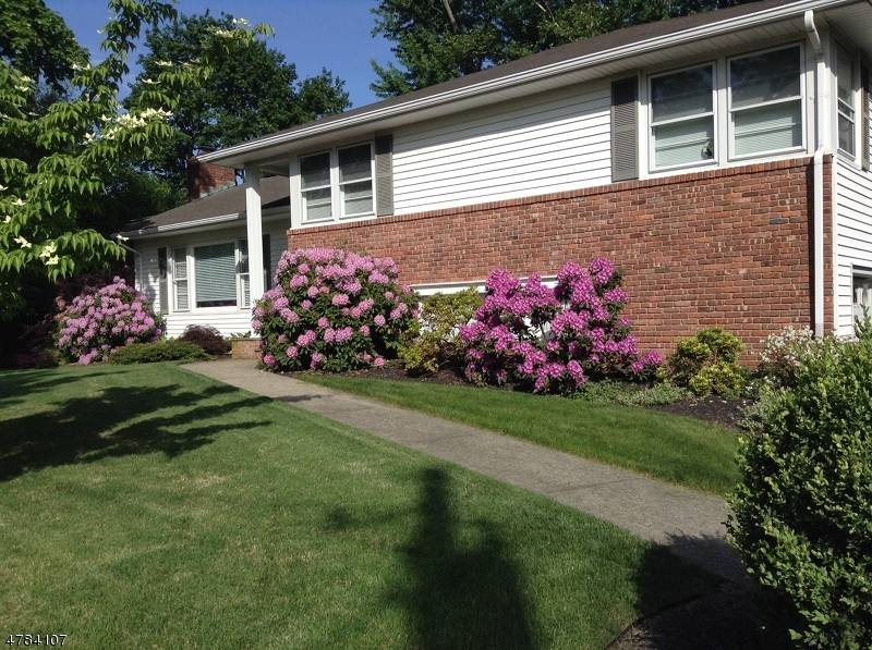 6 Crestview Ave, Madison Boro, NJ 07940