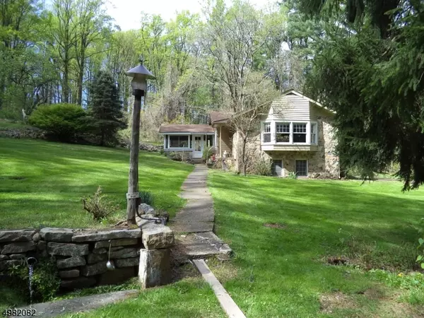 14 TURKEY RUN, Bethlehem Twp., NJ 08802