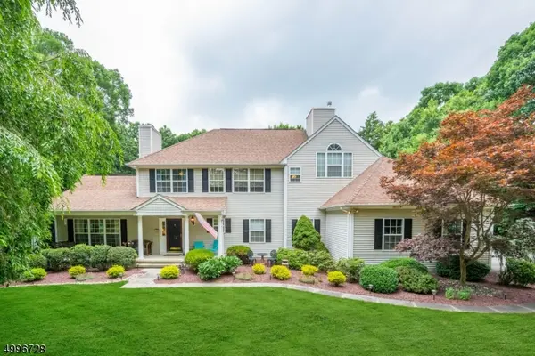 12 BERESFORD PL, Rockaway Twp., NJ 07866