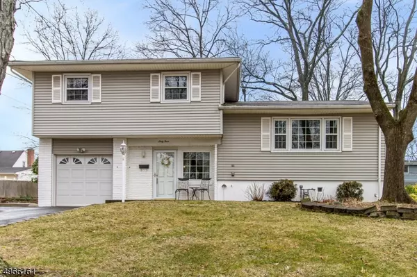 64 MONTROSE AVE, Fanwood Boro, NJ 07023