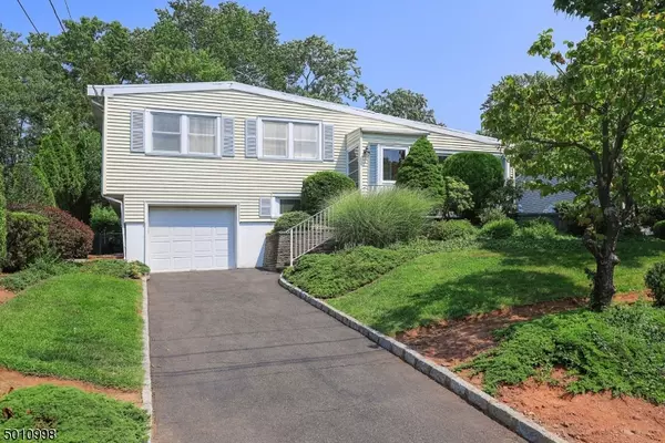 25 GLENWOOD RD, Fanwood Boro, NJ 07023