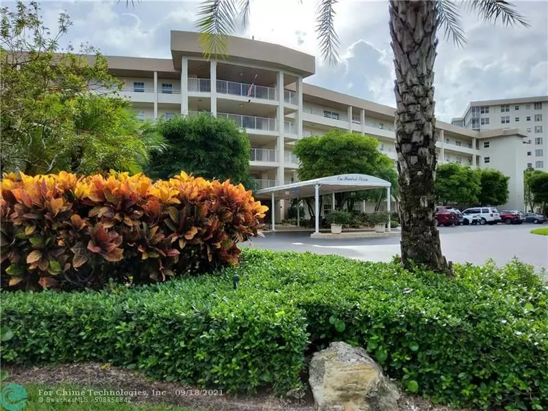 Pompano Beach, FL 33069,535 OAKS DR  #203