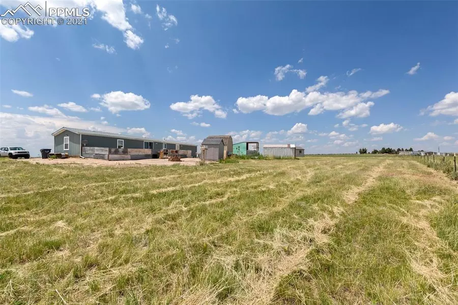 24150 E Range View WAY, Calhan, CO 80808