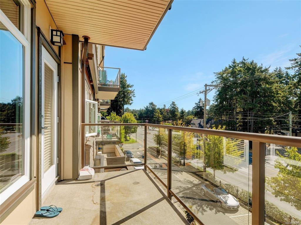 Colwood, BC V9B 0G9,2220 Sooke Rd #307