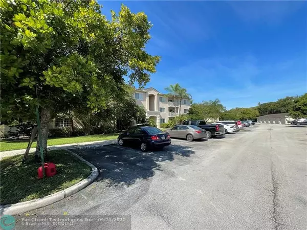 Coconut Creek, FL 33073,5045 Wiles Rd  #306