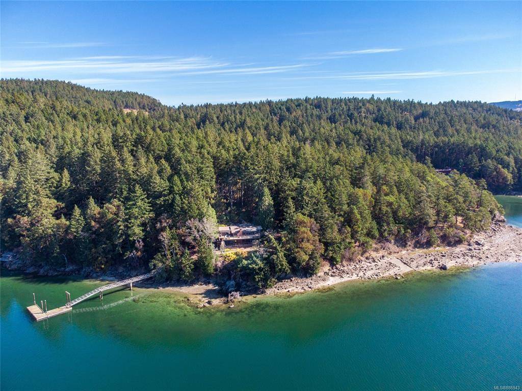 Pender Island, BC V0N 2M1,5602 Lupin Rd