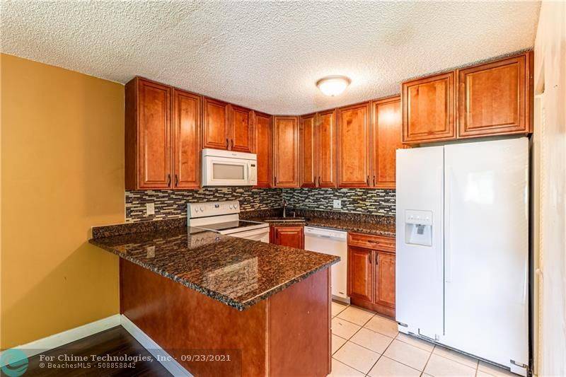West Palm Beach, FL 33417,4844 Sable Pine Cir  #D2