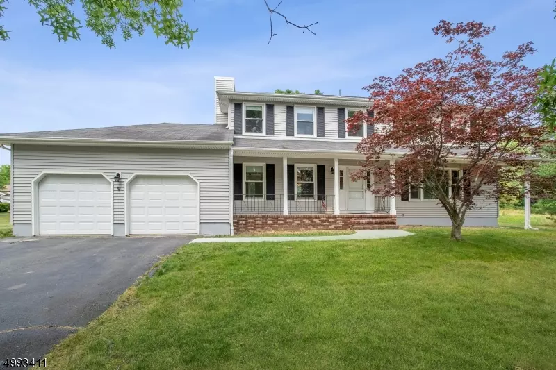 9 TALIA RD, South Brunswick Twp., NJ 08824