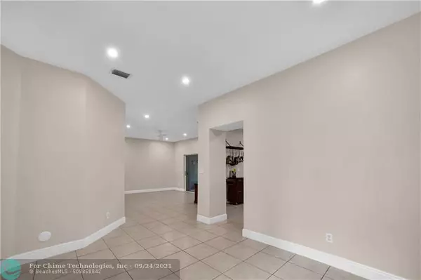 Coral Springs, FL 33076,5671 NW 119th Way