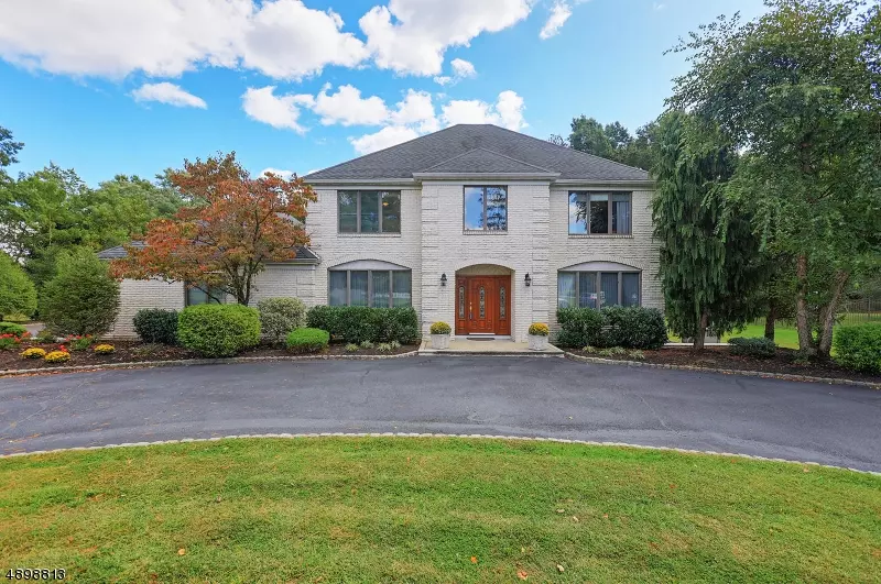 Scotch Plains Twp., NJ 07076,8 WINCHESTER DR