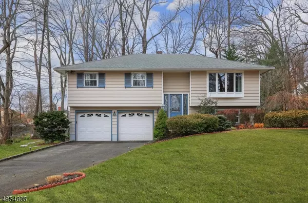 107 LAKEVIEW AVE, Watchung Boro, NJ 07069