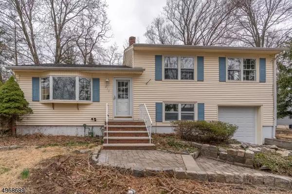 212 GLEN RD, Mountainside Boro, NJ 07092