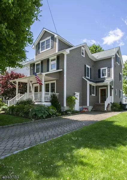 12 SYLVAN AVE, Metuchen Boro, NJ 08840