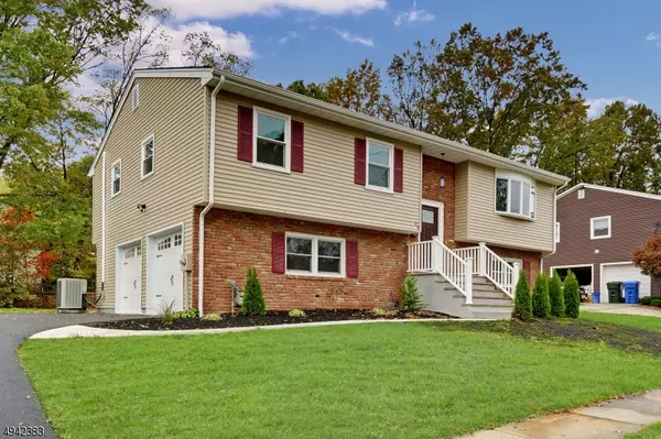 15 WICK DRIVE, Woodbridge Twp., NJ 08863