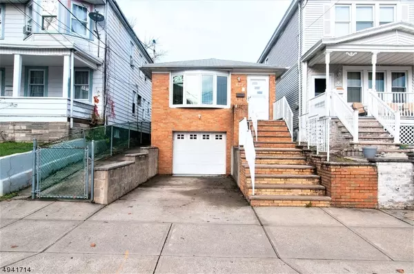 432 BARCLAY ST #1, Perth Amboy City, NJ 08861